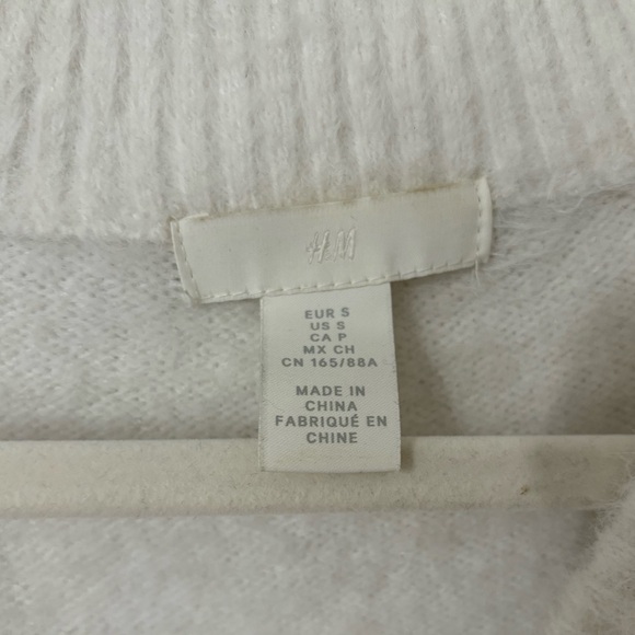 H&M fuzzy cardigan - Picture 3 of 5